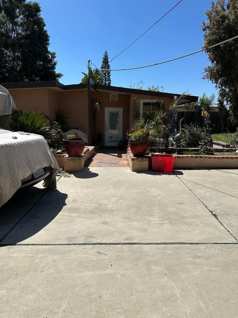 Photo of Listing #PTP2504357