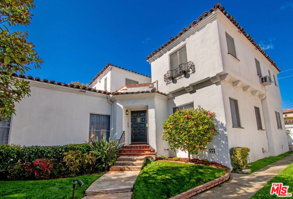 Photo of Listing #25551397