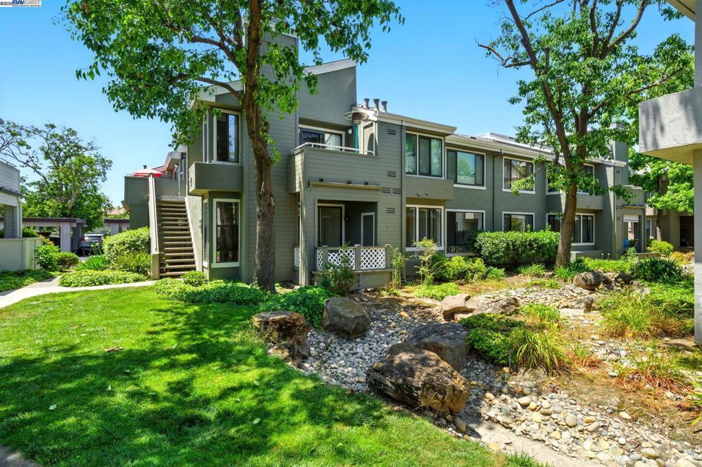 Photo of Listing #41101035