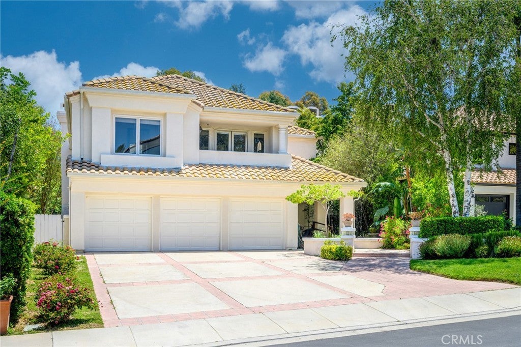 Photo of Listing #SR25131263