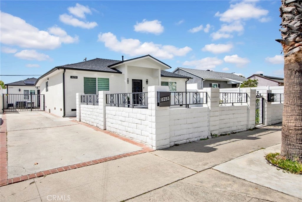 Photo of Listing #SR25131422