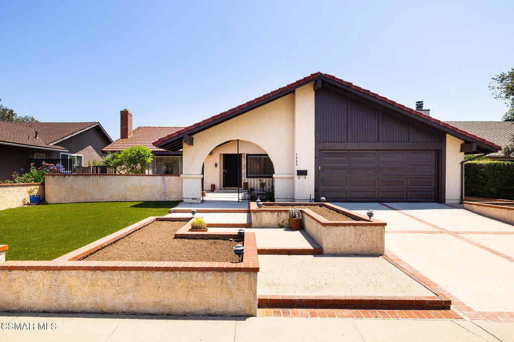 Photo of Listing #225002914