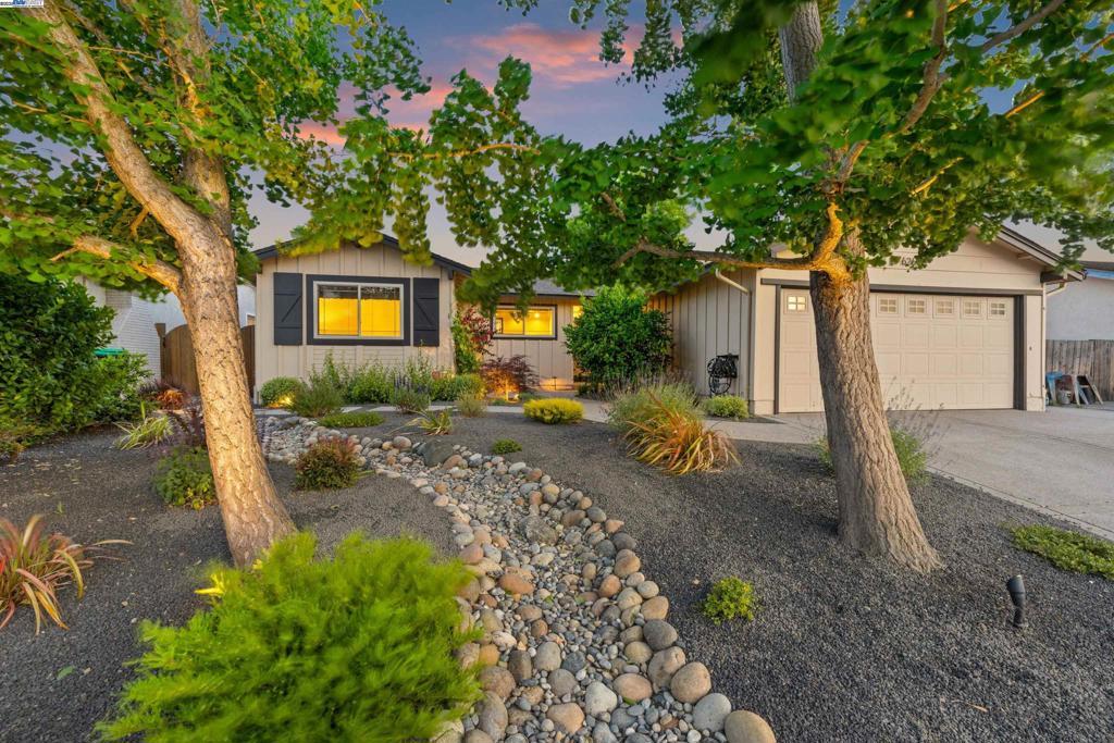 Photo of Listing #41101080