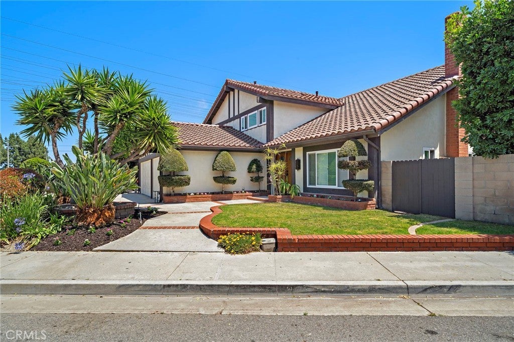 Photo of Listing #OC25124173