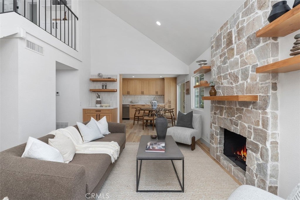 Photo of Listing #PW25131146