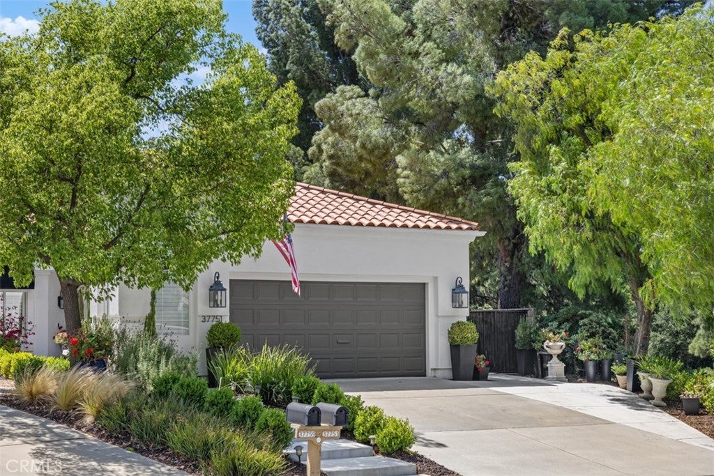 Photo of Listing #SW25131617