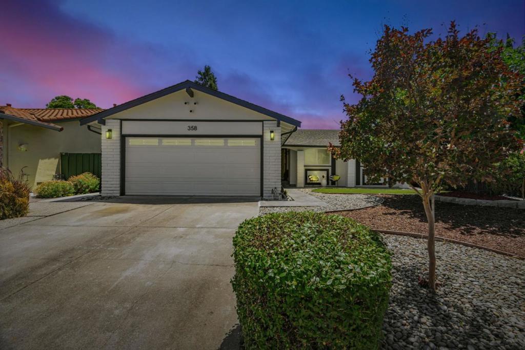 Photo of Listing #ML82007559