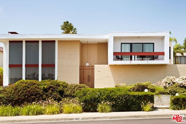 2341 Hobart Boulevard, Los Angeles