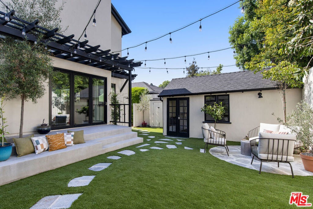 Photo of Listing #25549373