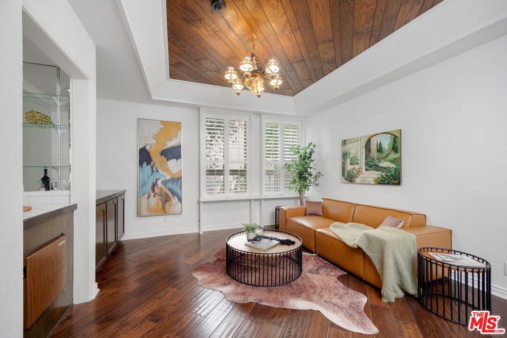 Photo of Listing #25550769