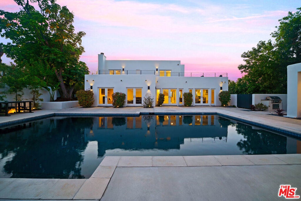 Photo of Listing #25549205