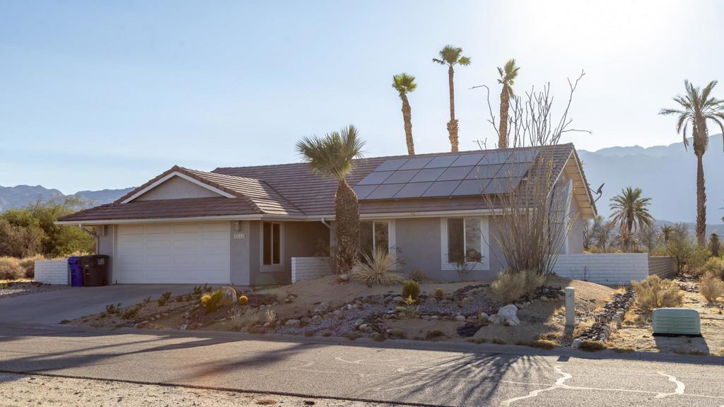 Photo of Listing #PTP2504384