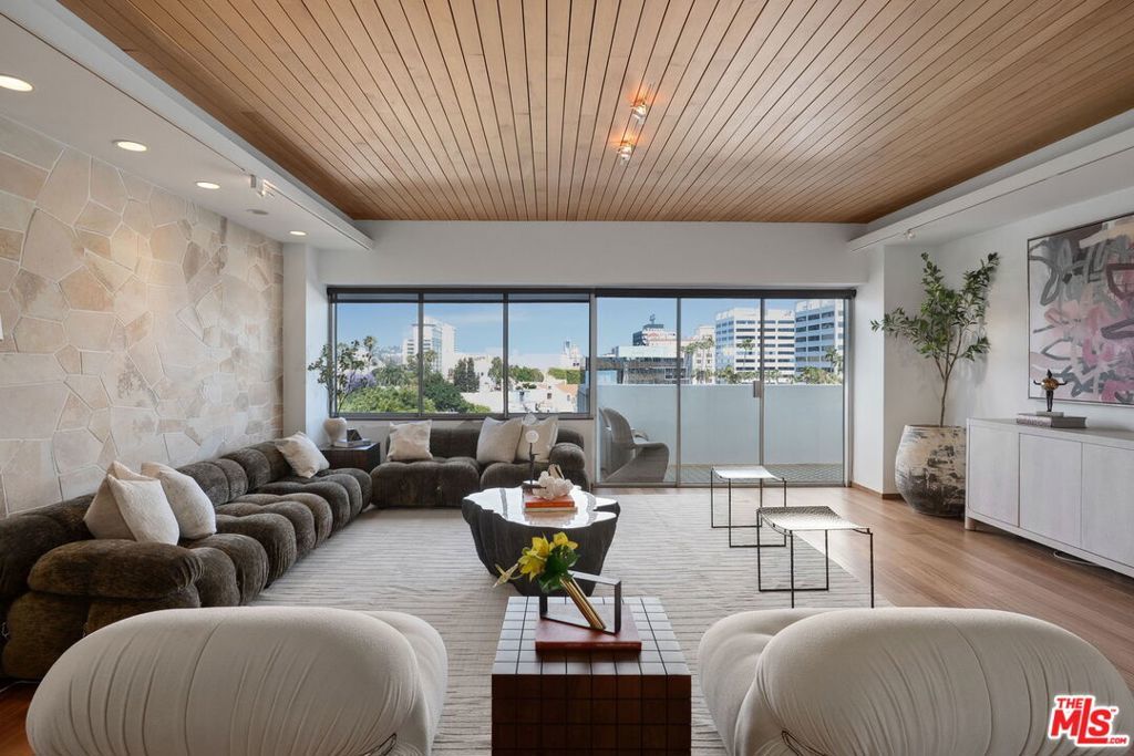 Photo of Listing #25551287