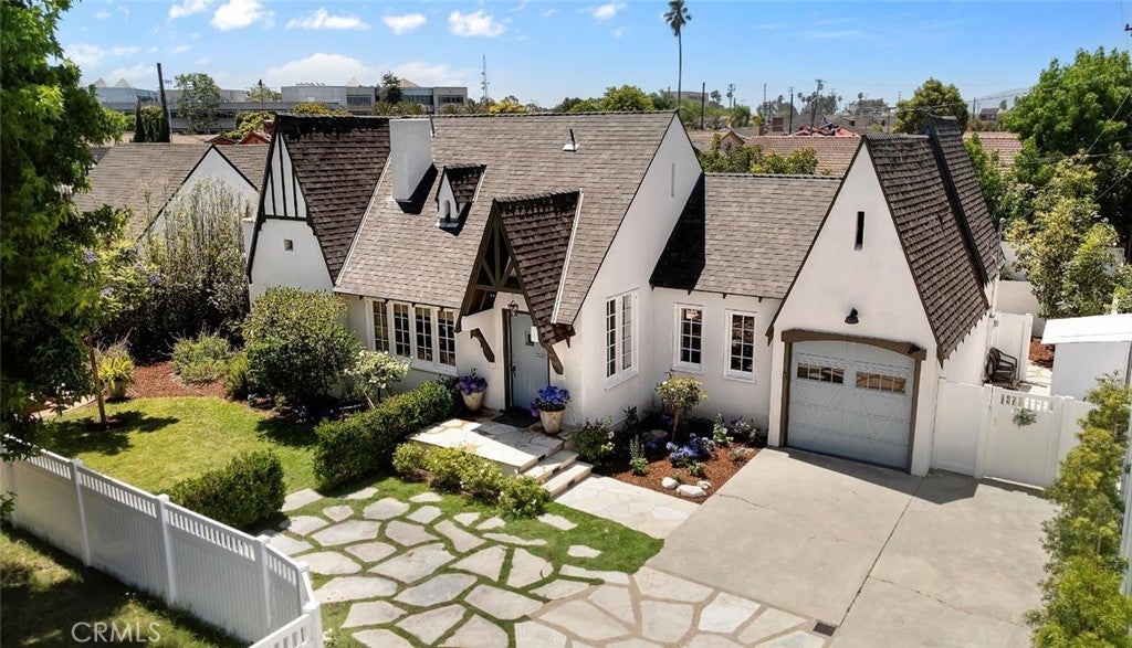 Photo of Listing #SB25109221