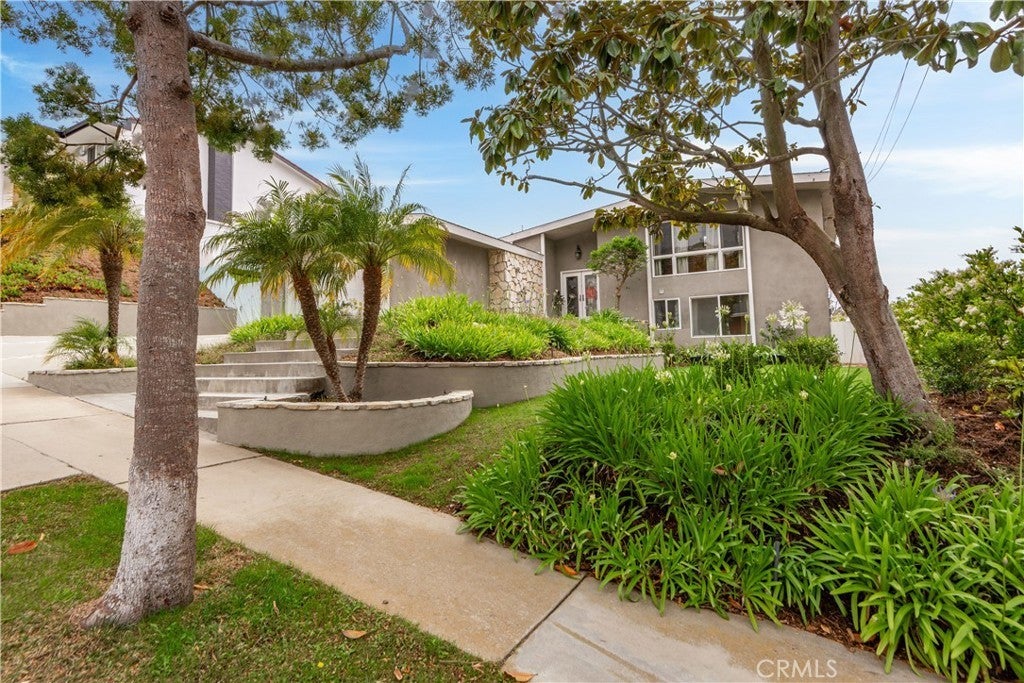 Photo of Listing #PV25129286