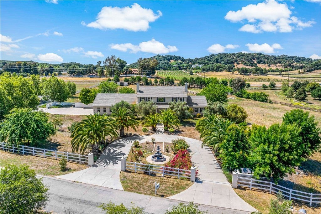 Photo of Listing #SW25131086