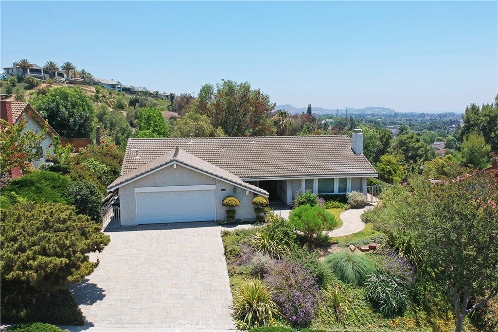 Photo of Listing #PW25129854