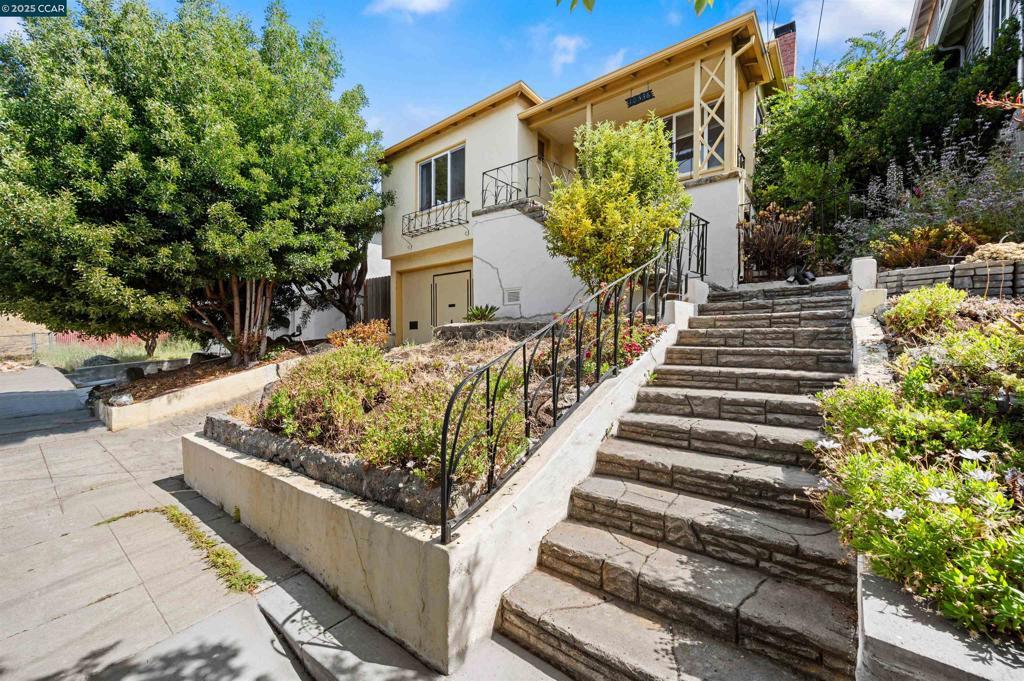 Photo of Listing #41101215