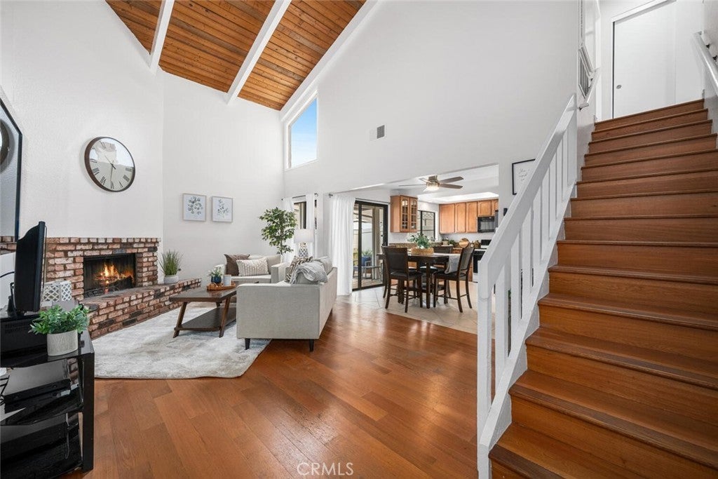 Photo of Listing #PW25132222