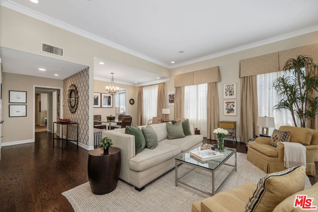 Photo of Listing #25551949