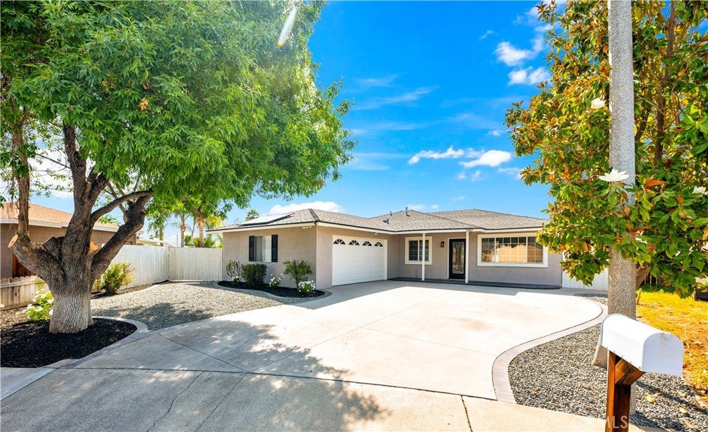 Photo of Listing #SW25132116