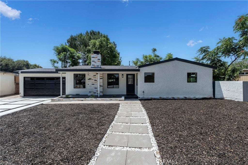 Photo of Listing #DW25129196