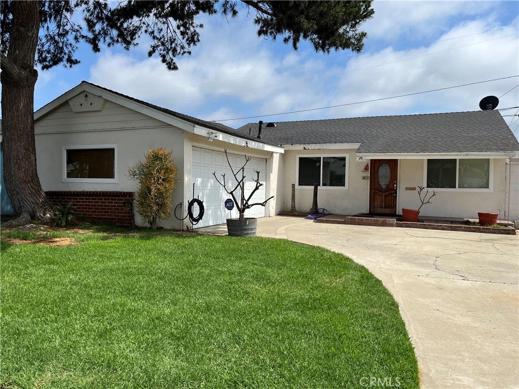 Photo of Listing #PV25132565