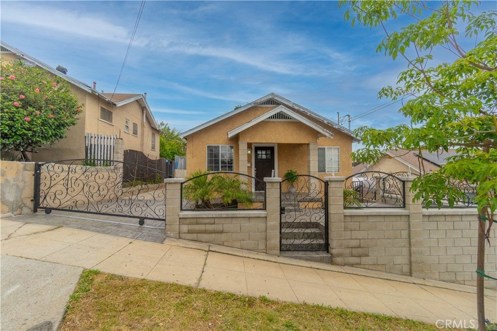 Photo of Listing #IV25131706