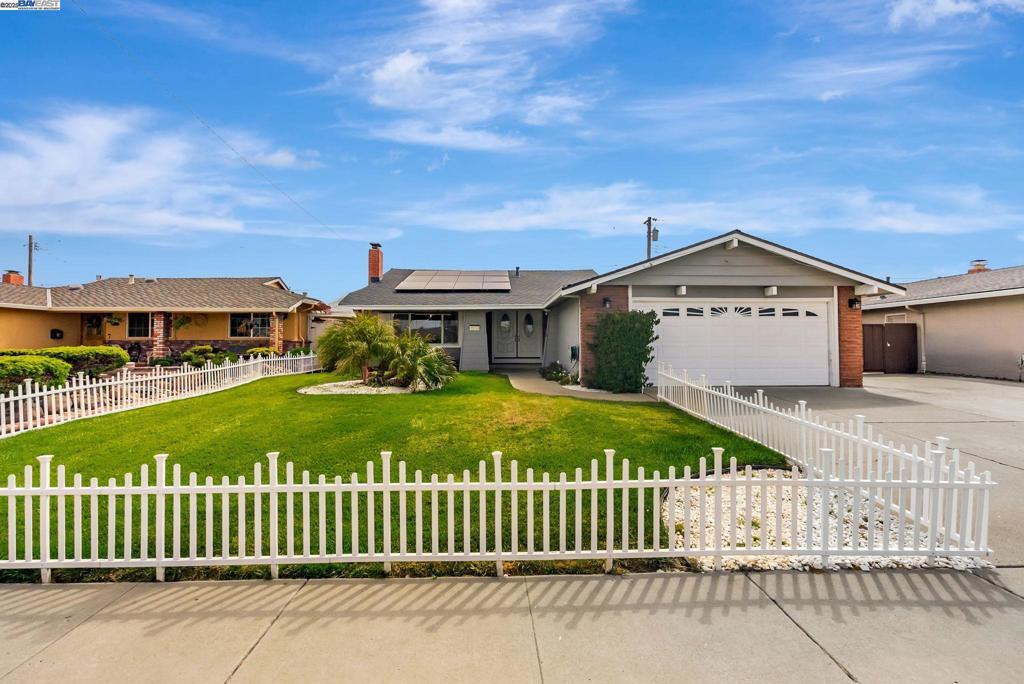 Photo of Listing #41101263