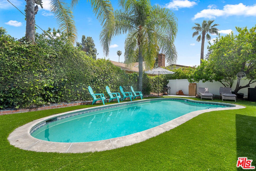 Photo of Listing #25552079