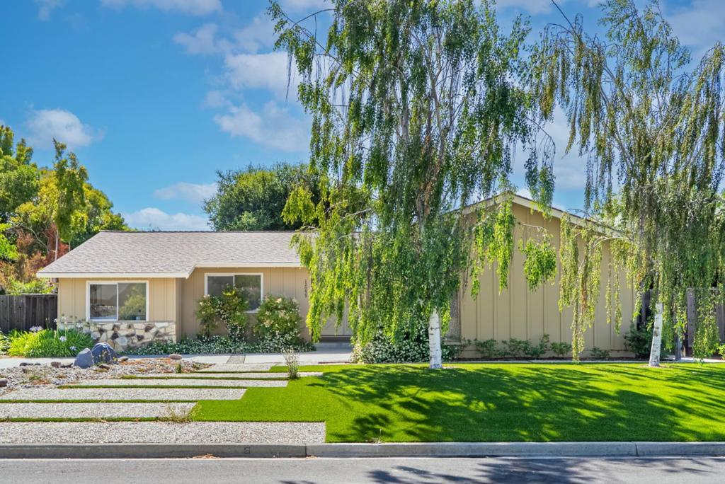 Photo of Listing #ML82010776