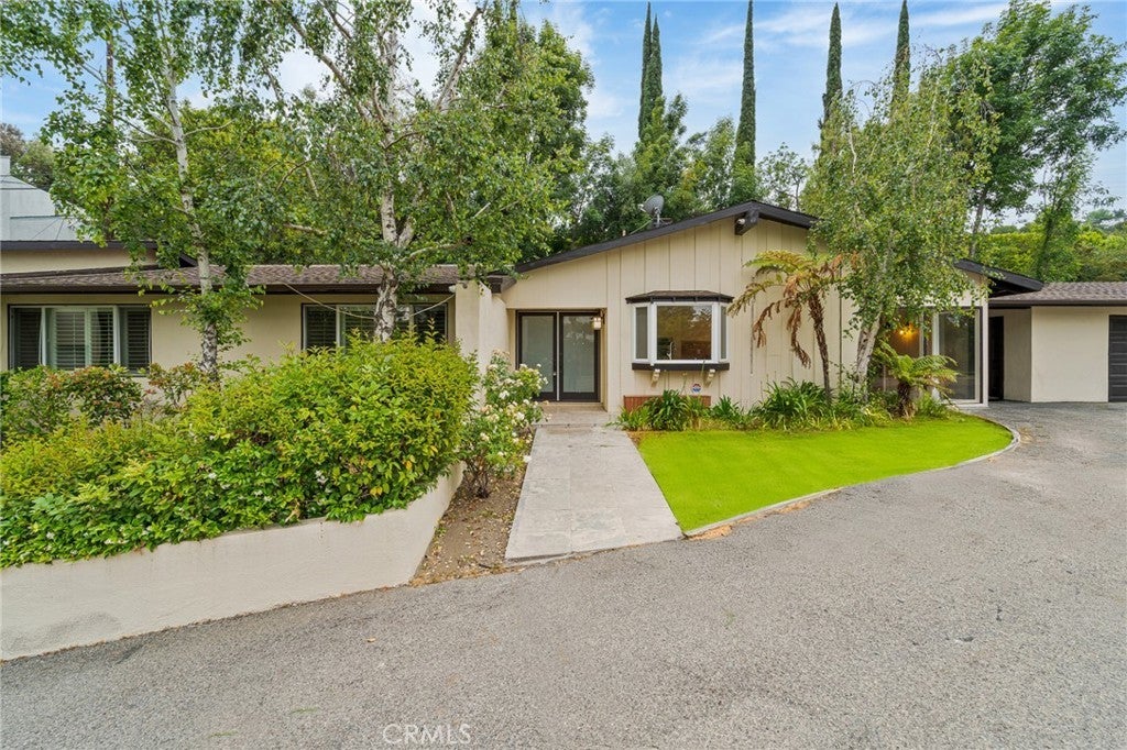 Photo of Listing #SR25127002