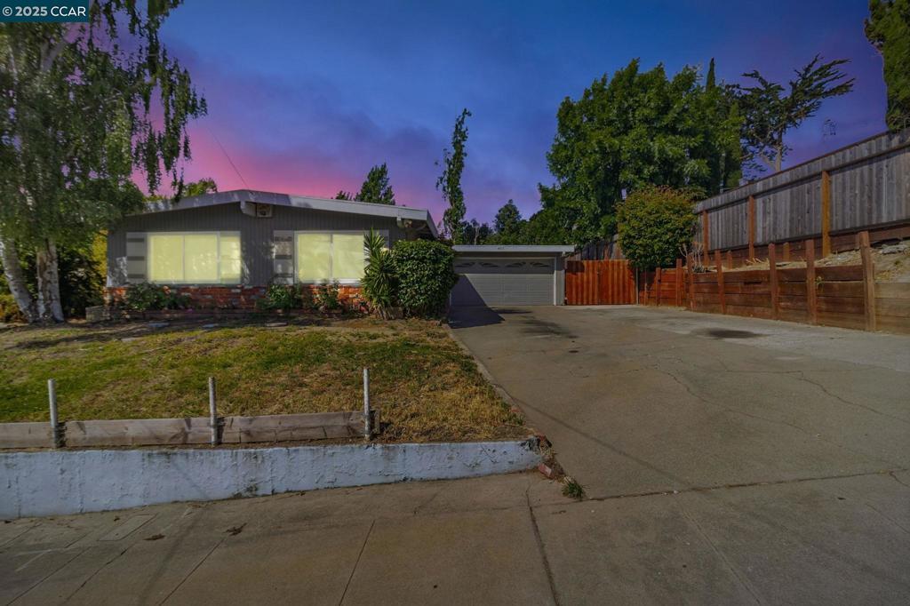 Photo of Listing #41101301