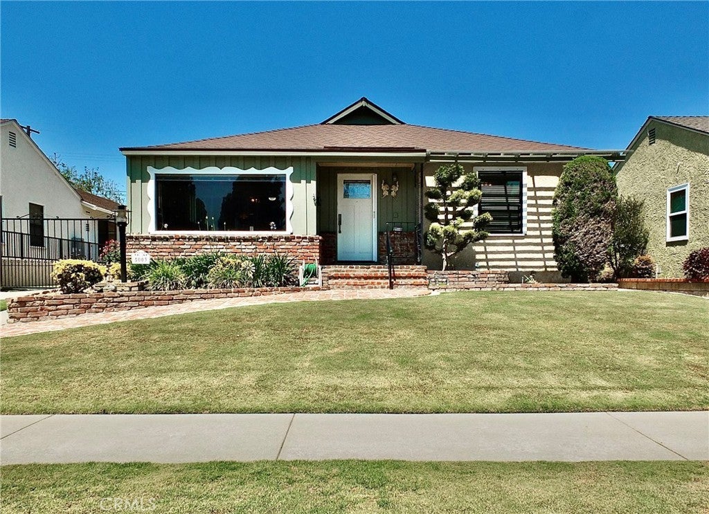 Photo of Listing #PW25129730