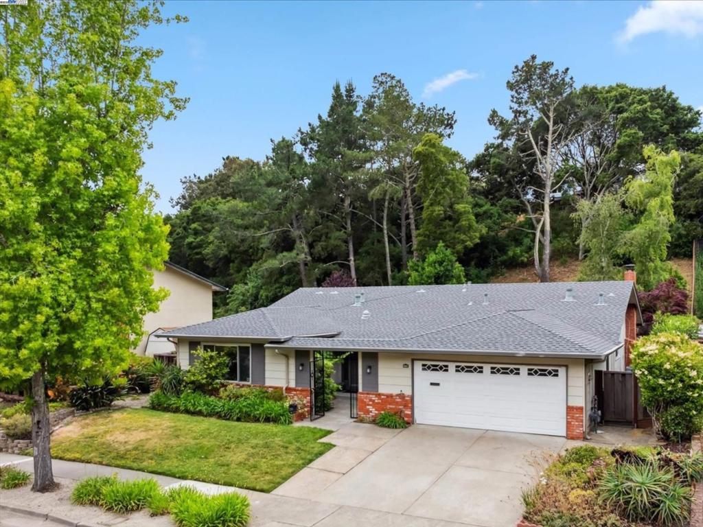 Photo of Listing #41101326