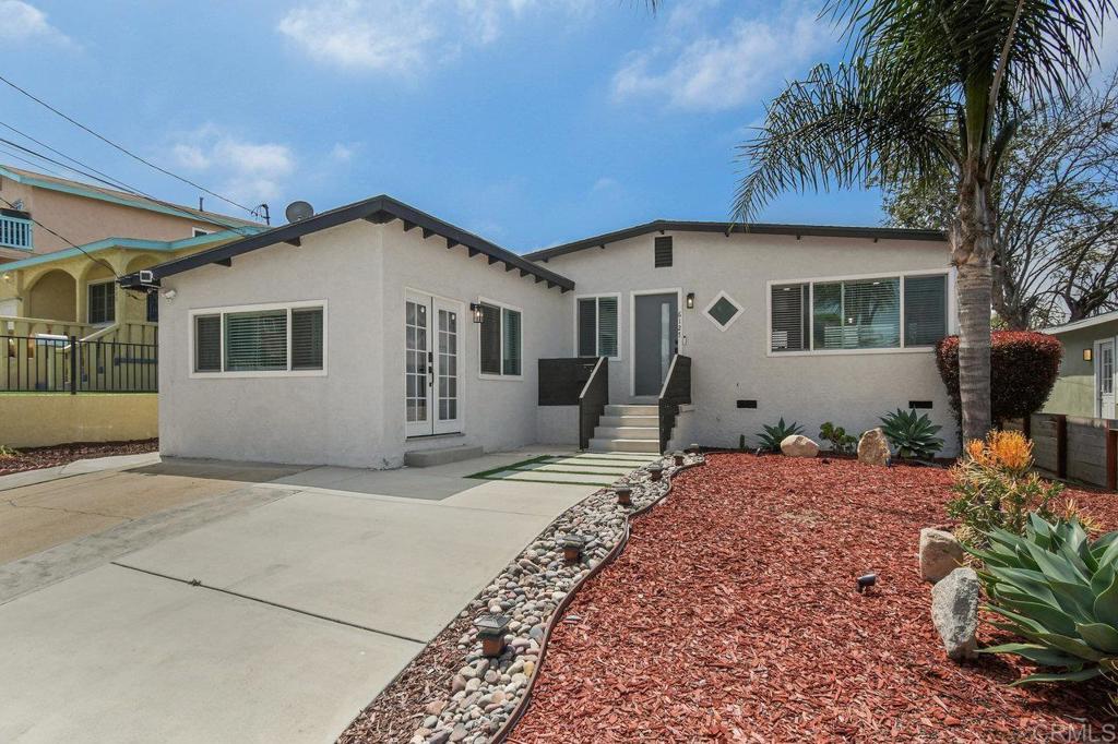 Photo of Listing #PTP2504429