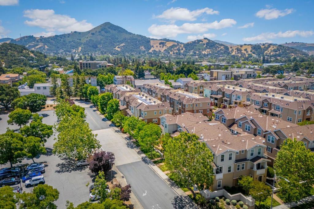 Photo of Listing #ML82010183