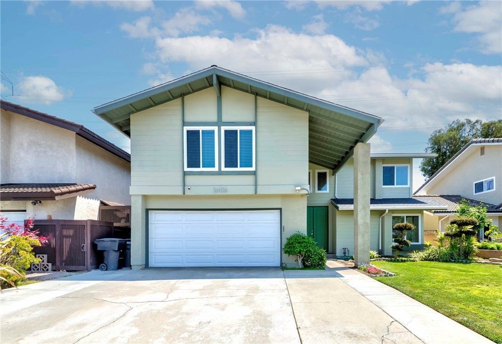 Photo of Listing #SB25133041