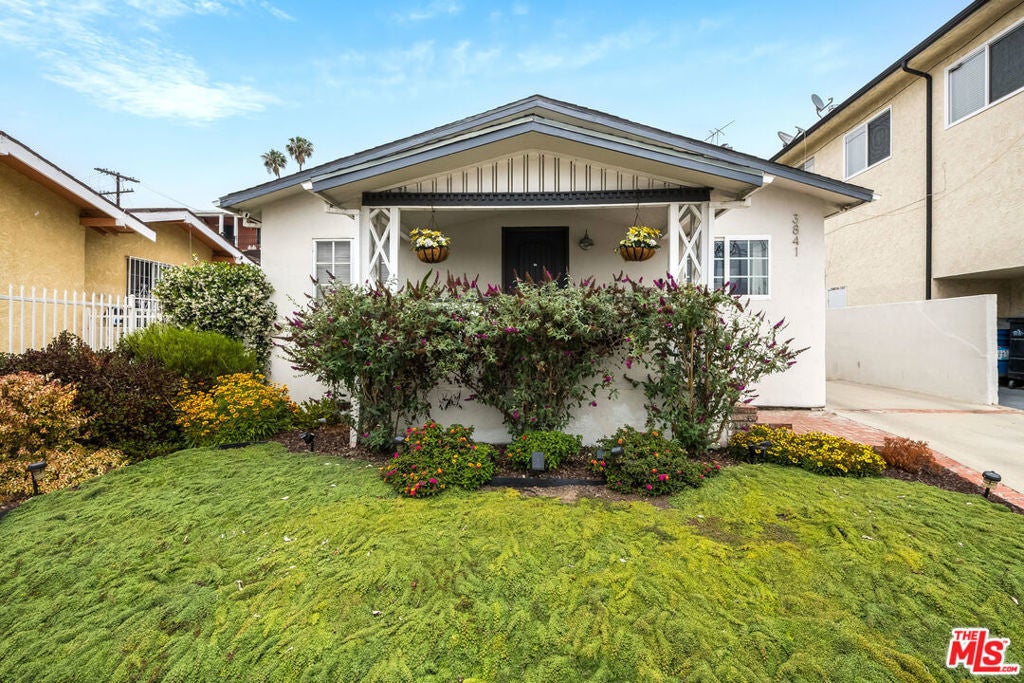 Photo of Listing #25552197