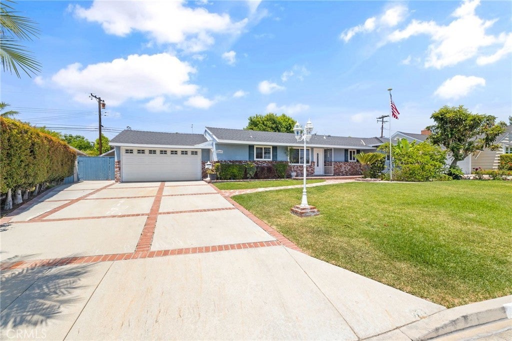 Photo of Listing #PW25133312