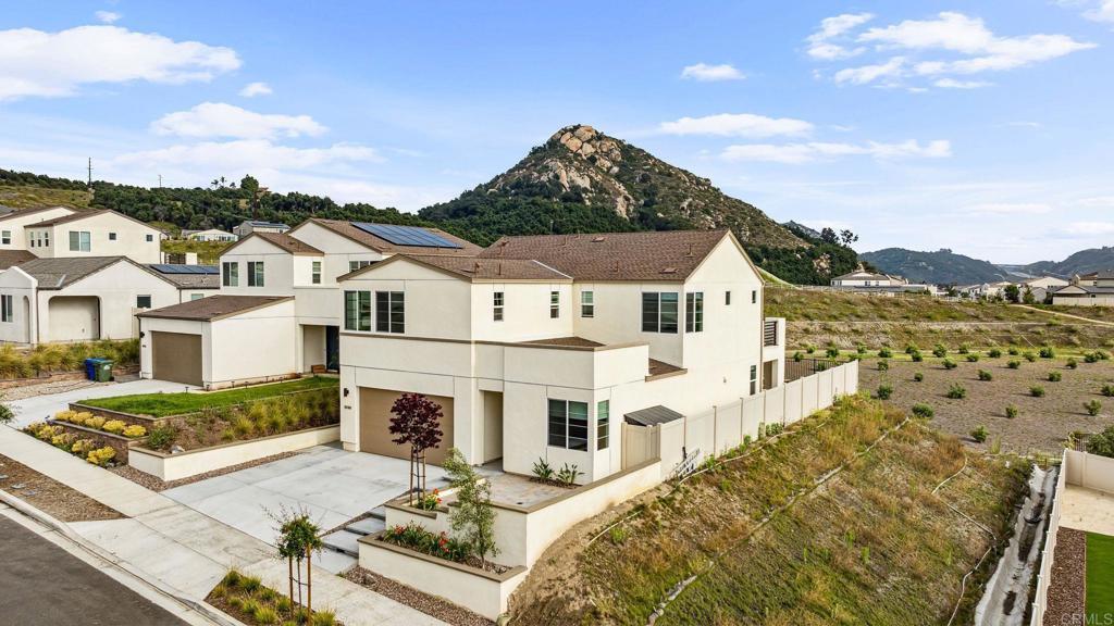 Photo of Listing #PTP2504448