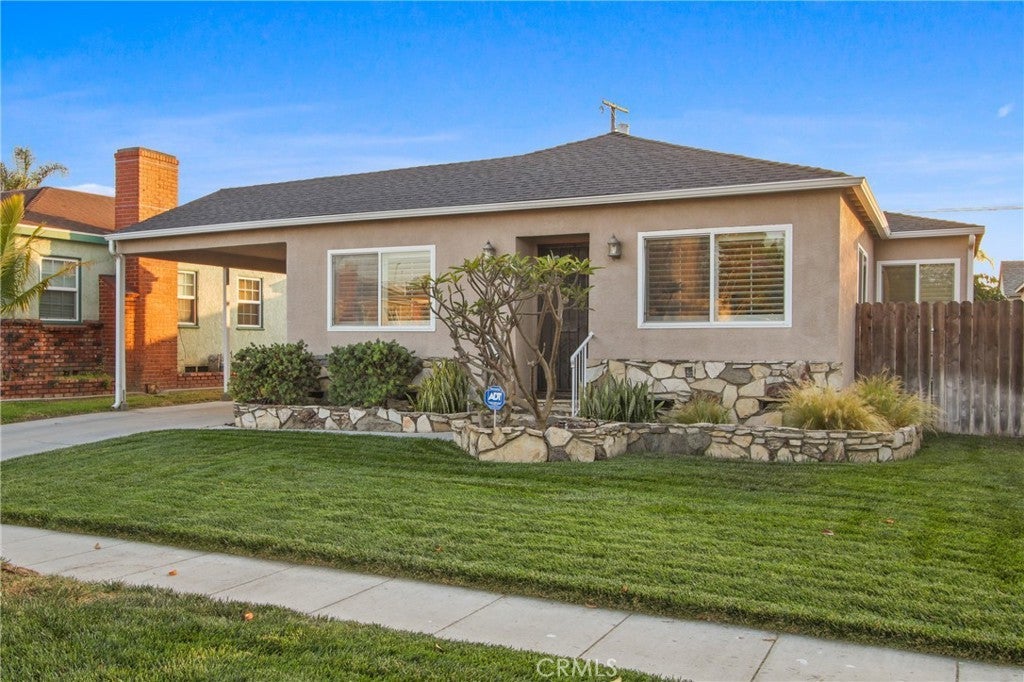 Photo of Listing #PW25132616