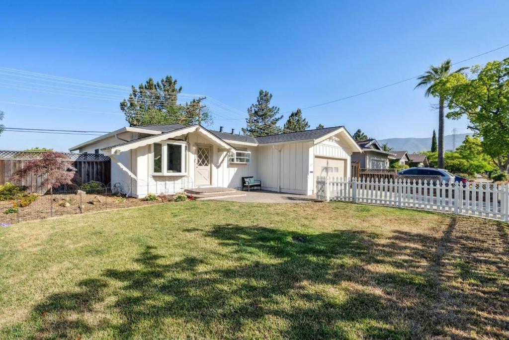 Photo of Listing #ML82011040