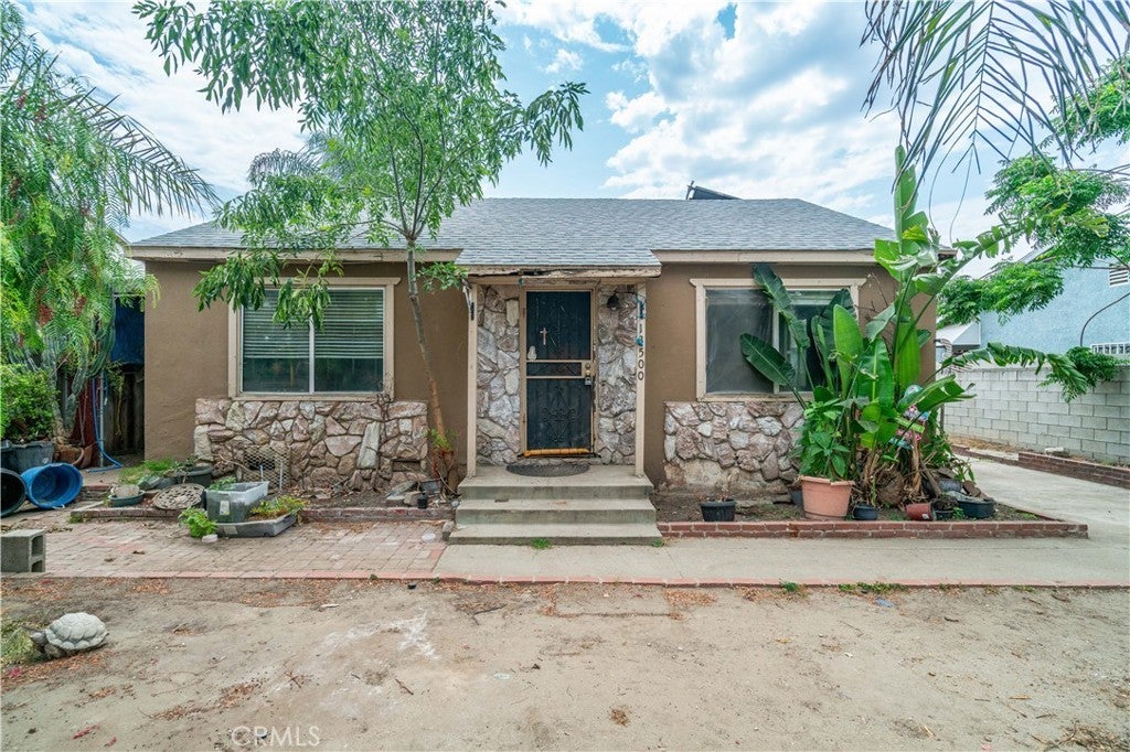 Photo of Listing #PV25133067