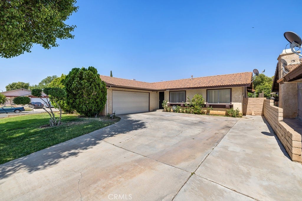 Photo of Listing #SR25125072