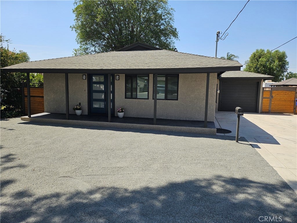 Photo of Listing #IV25133691