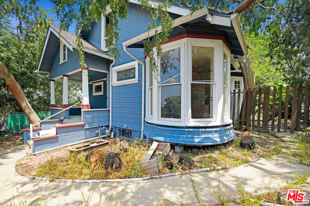 Photo of Listing #25552599