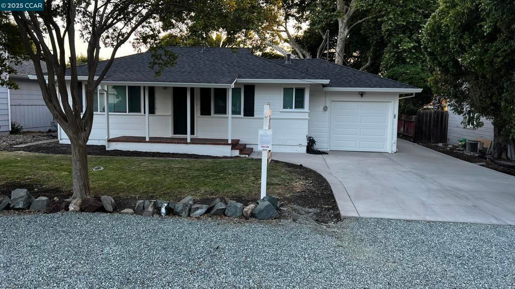 Photo of Listing #41101517