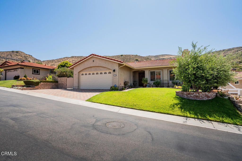 Photo of Listing #V1-30585