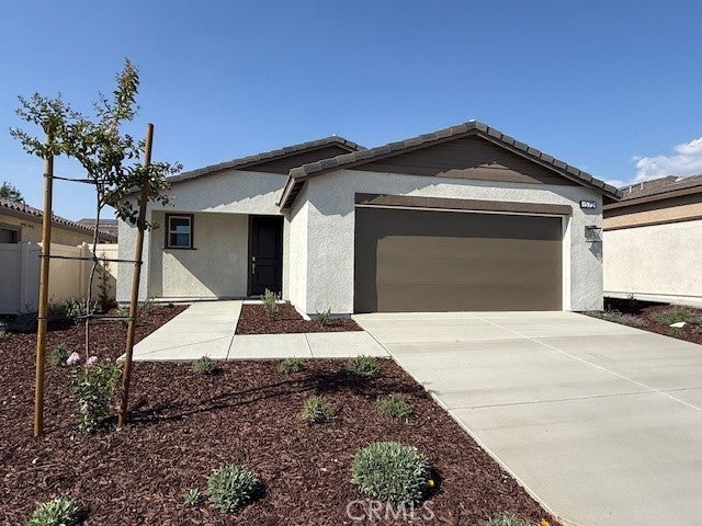 Photo of Listing #IV25126795